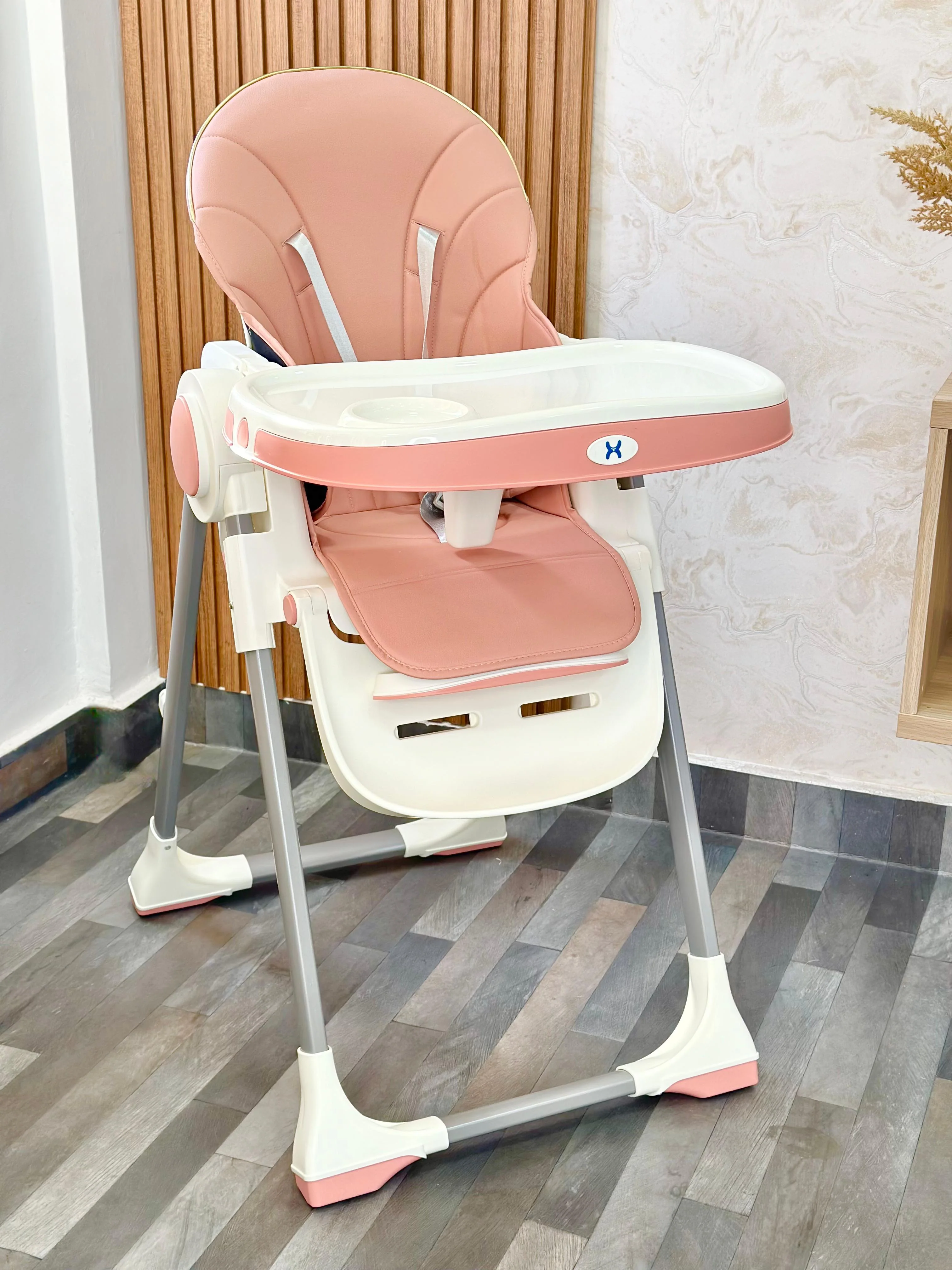 Chaise haute bébé 52x50x107cm - Image 4