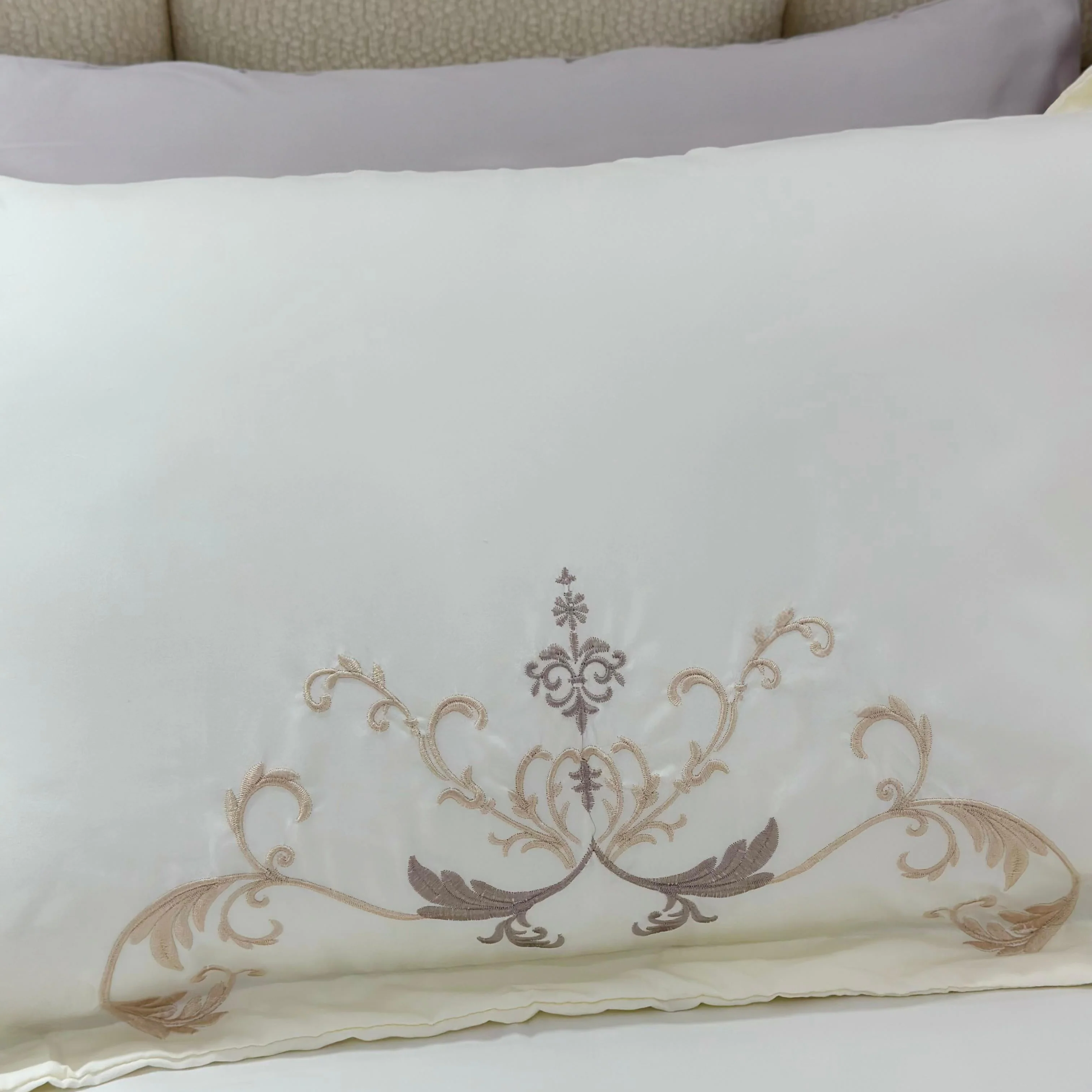 Parure de lit 6pcs 200x230cm / 240x260cm / 50x70cmx4 - Image 3