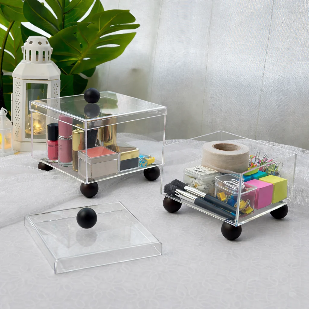 Set 2 présentoirs carrés en plexiglass 15cm + 19cm - Image 3