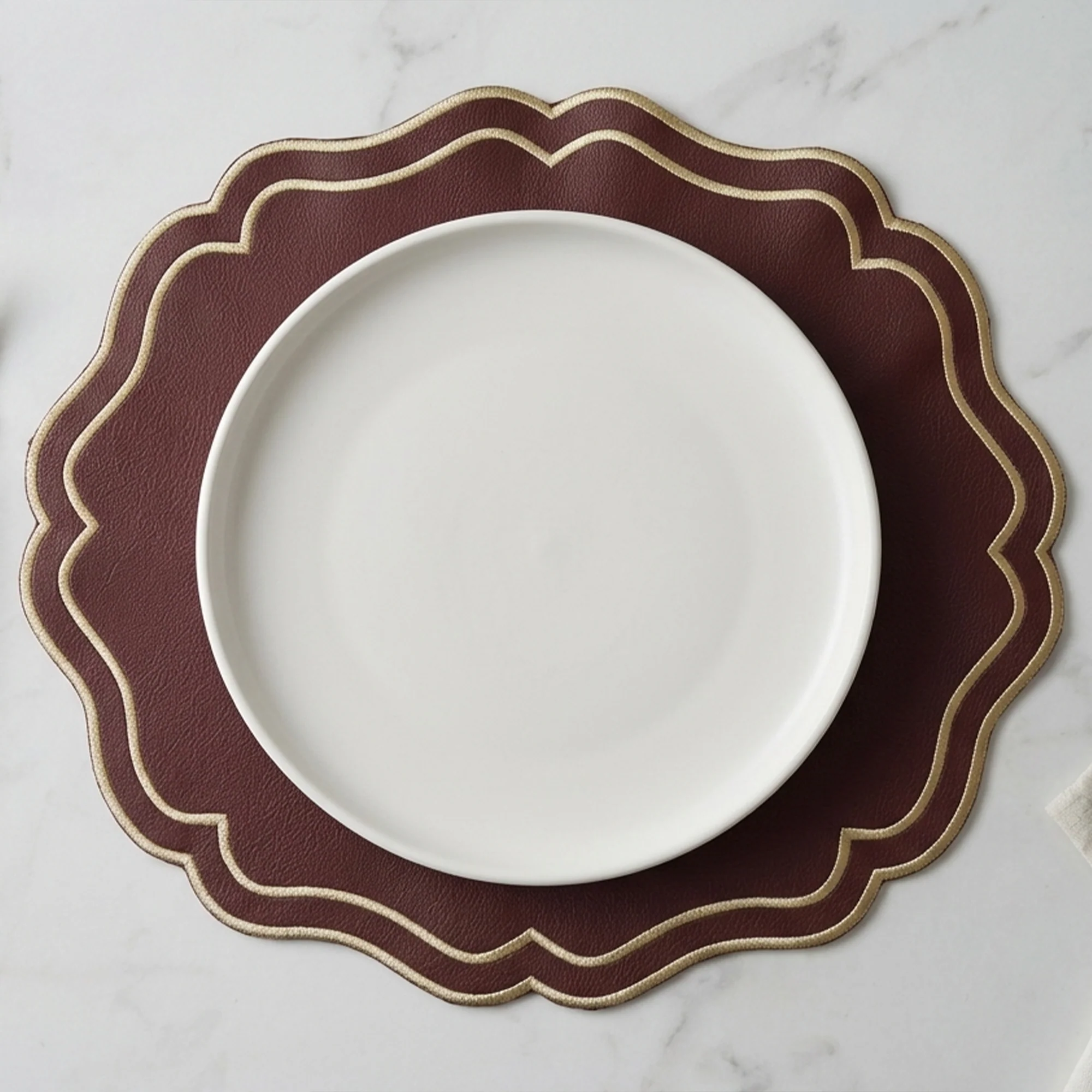 Set 3 sets de table ovales en simili cuir Mchenef 39cm - Image 3